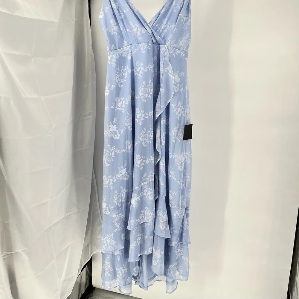 Lulus NEW In Love Forever Maxi Dress Size XL Floral Lace Up Back Ruffle Tiered - Picture 3 of 12